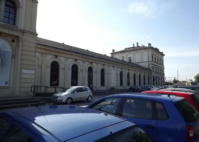 Locomotive אכסניה