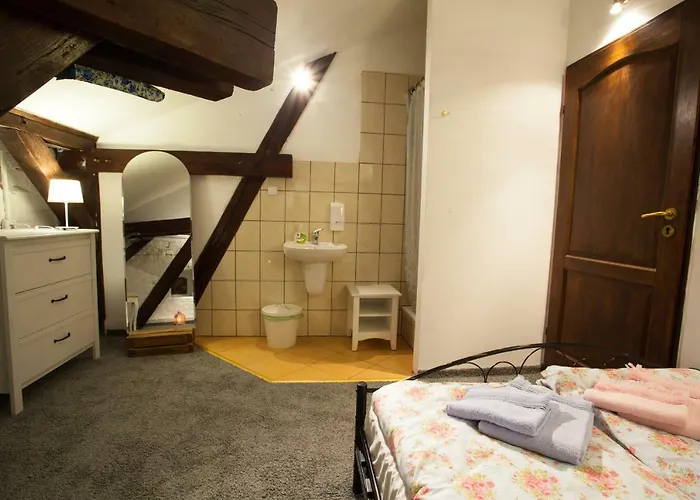 אכסניה Locomotive