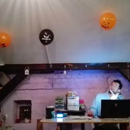 Locomotive Albergue Wrocław